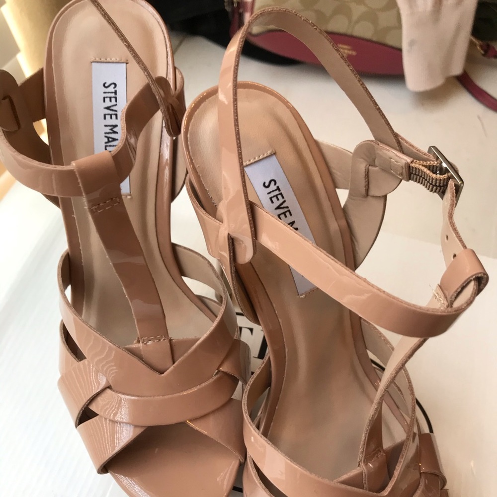 Nude Steve Madden